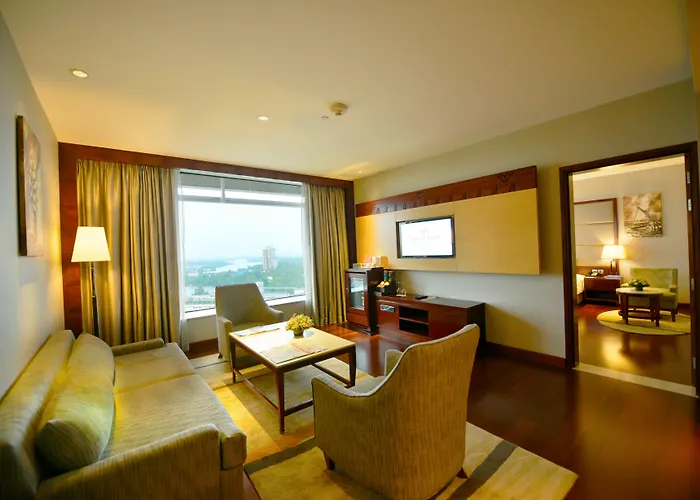 Crowne Plaza Kochi By Ihg